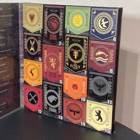NEW - Game of Thrones - 15 days of Socks - surprise box - standard sock size - Picture 3 of 7